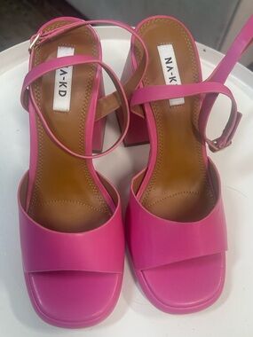 NA-KD Hot Pink Block Heel Sandals with Ankle Strap